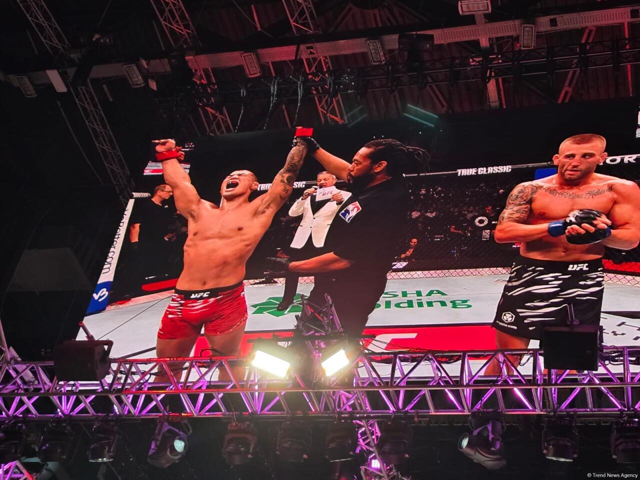В Баку проходит турнир UFC Fight Night