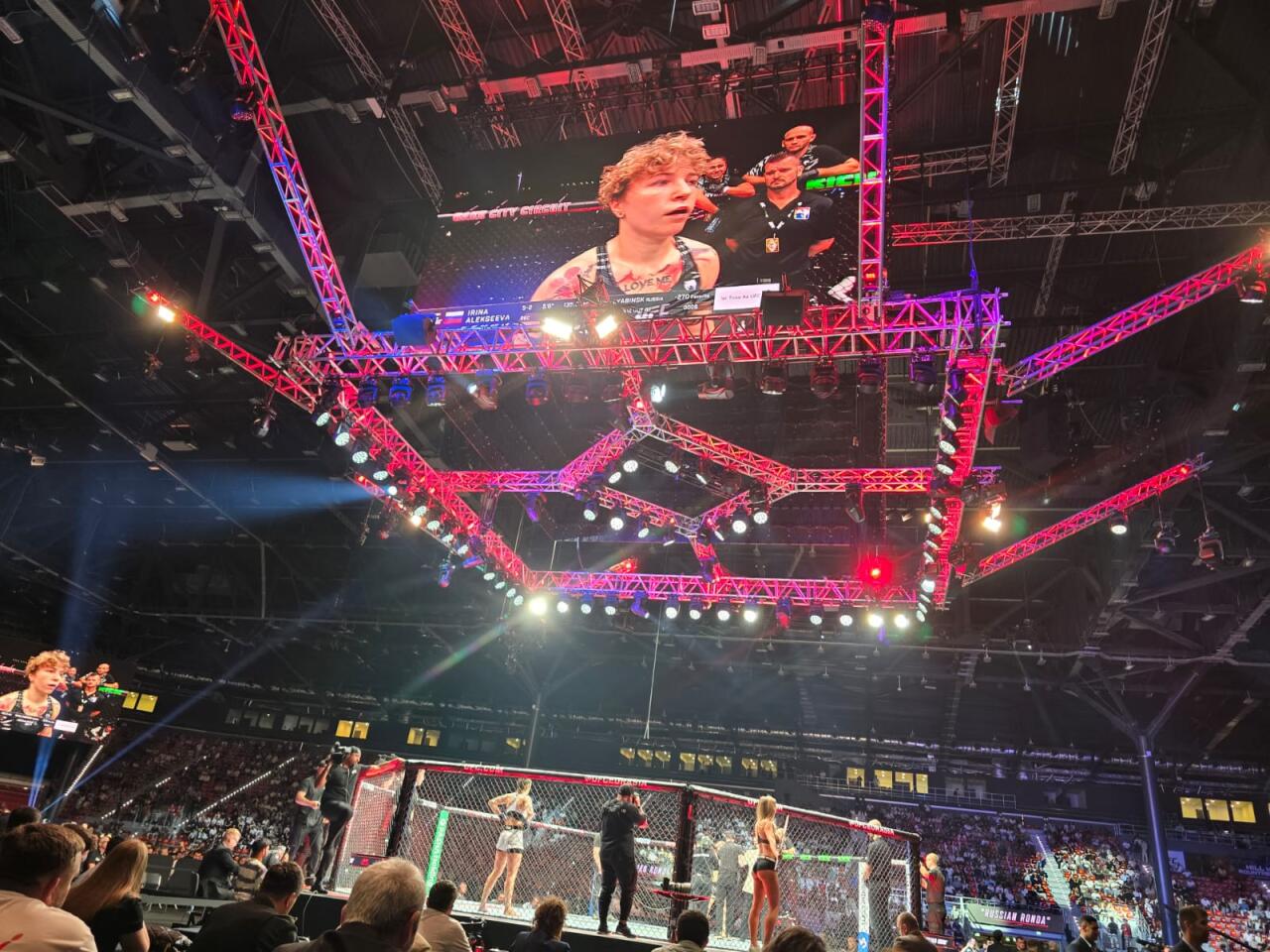 В Баку проходит турнир UFC Fight Night