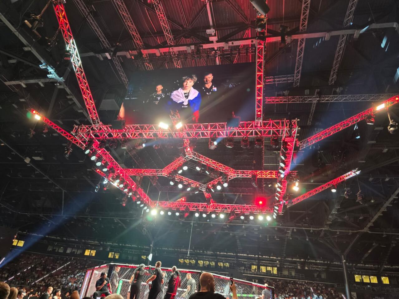 В Баку проходит турнир UFC Fight Night