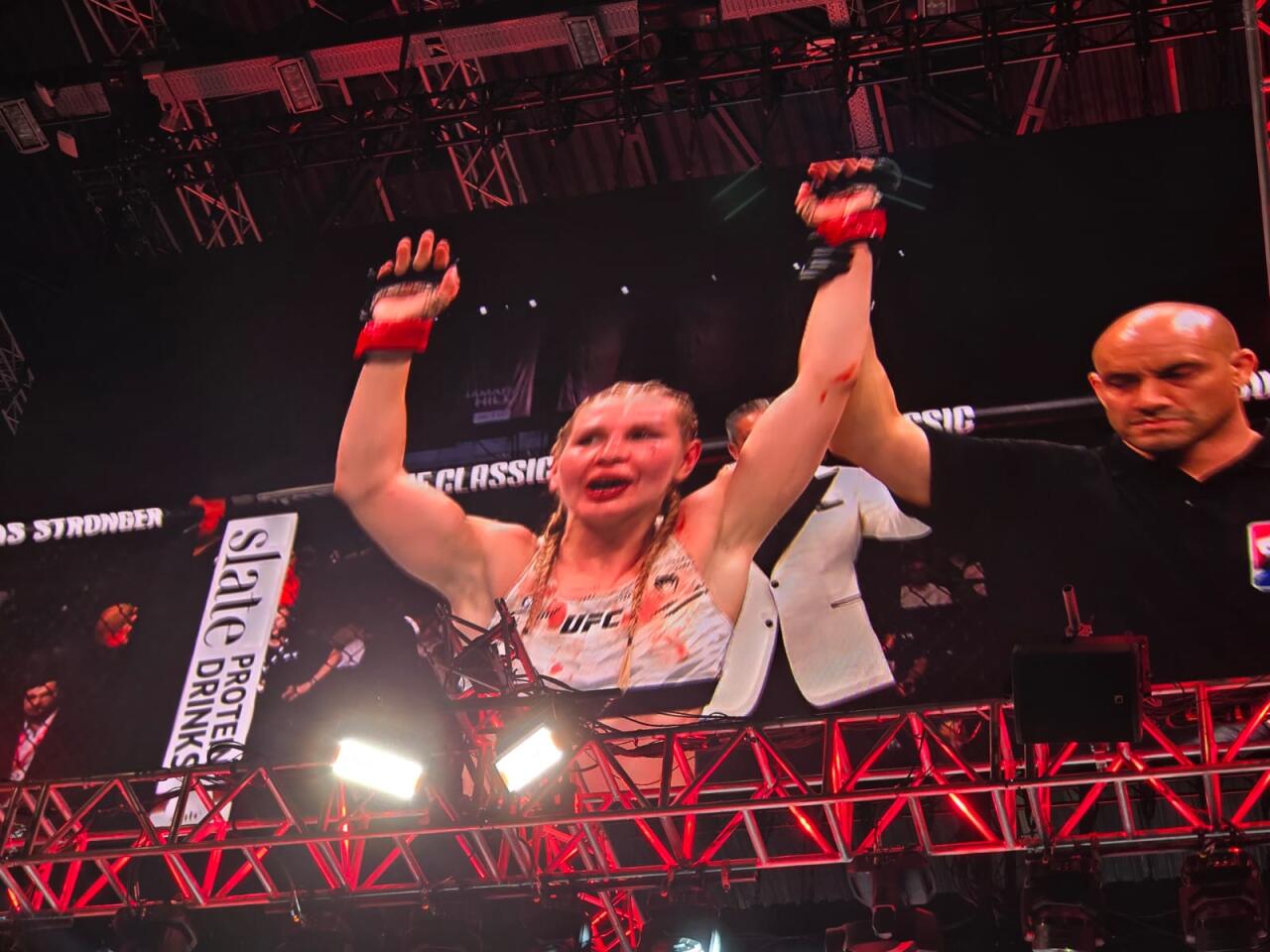 В Баку проходит турнир UFC Fight Night