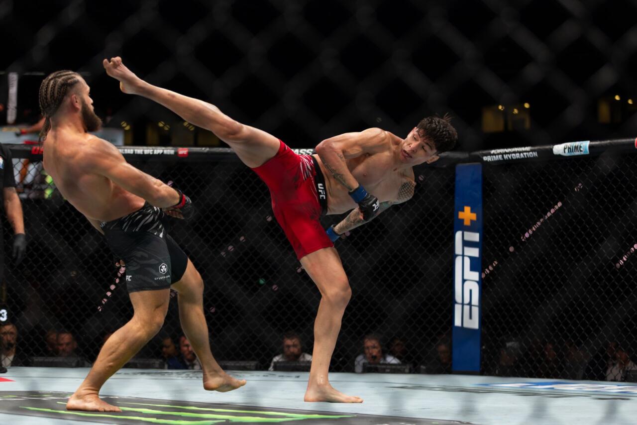 Рафаэль Физиев рассказал о своем перфомансе на UFC Fight Night в Баку