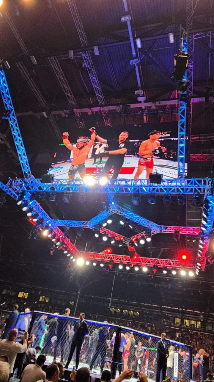 Рафаэль Физиев одержал победу на турнире UFC в Баку