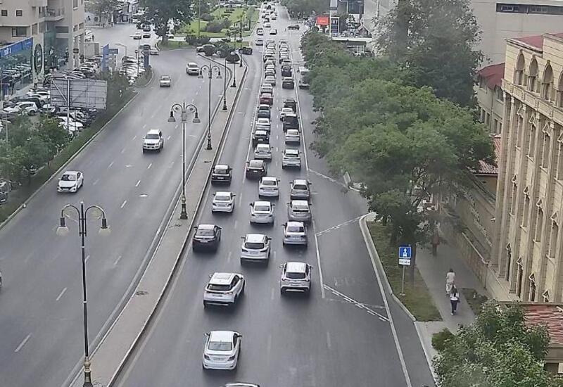 Paytaxtın bir sıra yollarında tıxac var