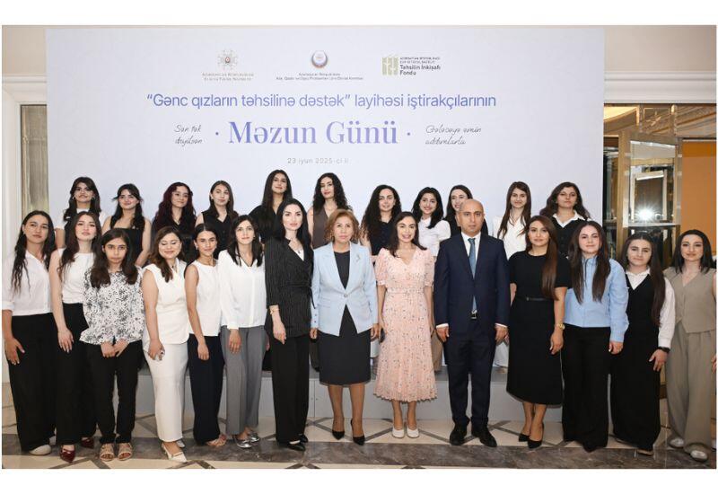 Heydər Əliyev Fondunun vitse-prezidenti Leyla Əliyeva “Gənc qızların təhsilinə dəstək” layihəsi iştirakçılarının məzun günündə iştirak edib