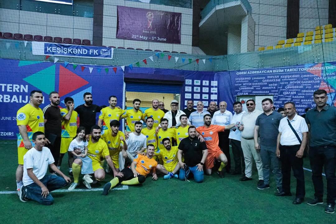 Проходит второй мини-футбольный турнир за Кубок Западного Азербайджана