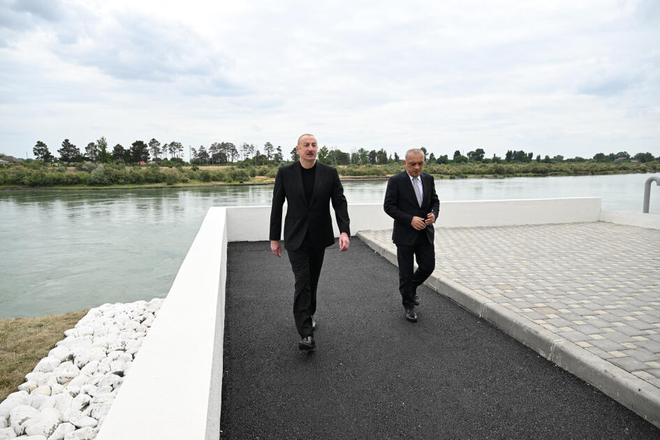 Prezident İlham Əliyev Yevlax şəhəri qumsüzgəc texnologiyalı sutəmizləyici qurğunun açılışında iştirak edib