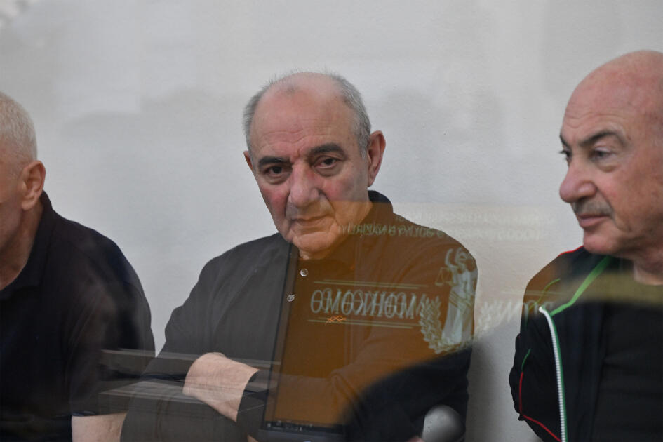 Müharibə dövründə Azərbaycanın cəbhə xəttindən uzaq şəhərlərinin bombalanması əmrinin Ermənistanın siyasi-hərbi rəhbərliyi tərəfindən verilməsi məhkəmədə bir daha təsdiqlənib