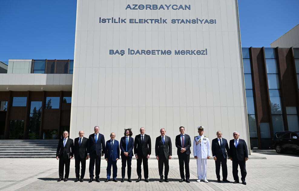 Prezident İlham Əliyev Mingəçevirdə İtaliyanın şirkətlər və “Made in Italy” nazirinin başçılıq etdiyi nümayəndə heyətini qəbul edib