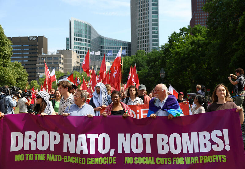 В Гааге началась демонстрация против саммита НАТО