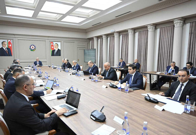 İqtisadi Şuranın iclası keçirildi: