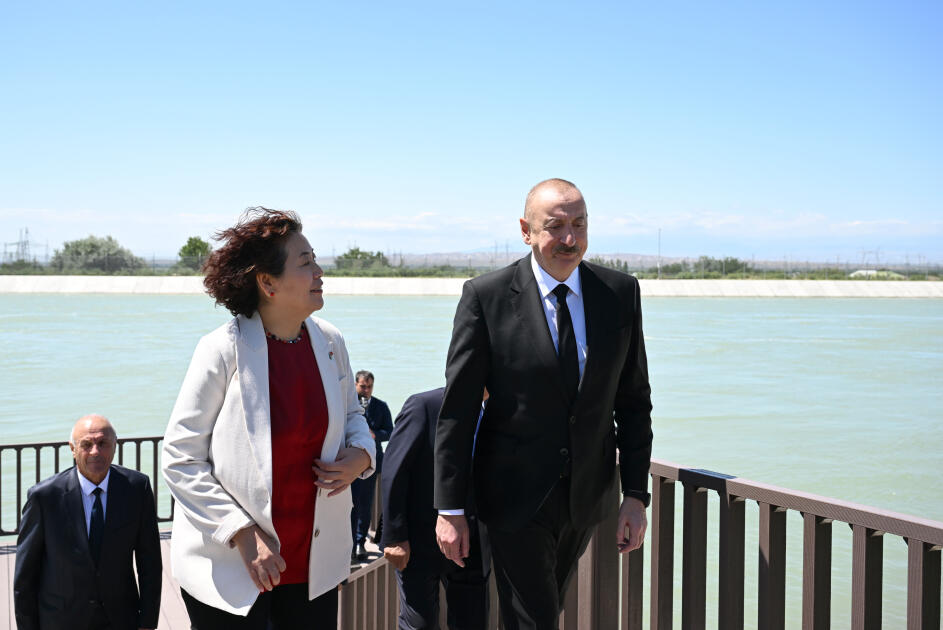 Prezident İlham Əliyev Mingəçevirdə “8 Noyabr” Elektrik Stansiyasının açılış mərasimində iştirak edib