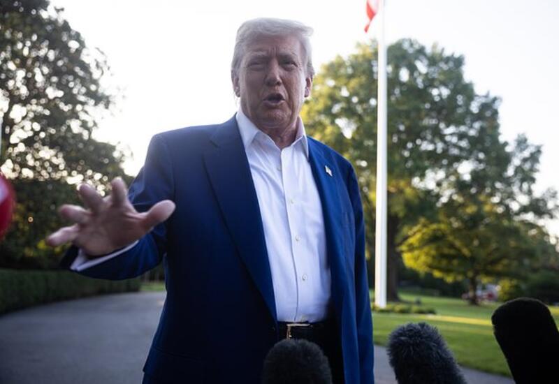 Трамп призвал «вышвырнуть как собаку» журналистку CNN