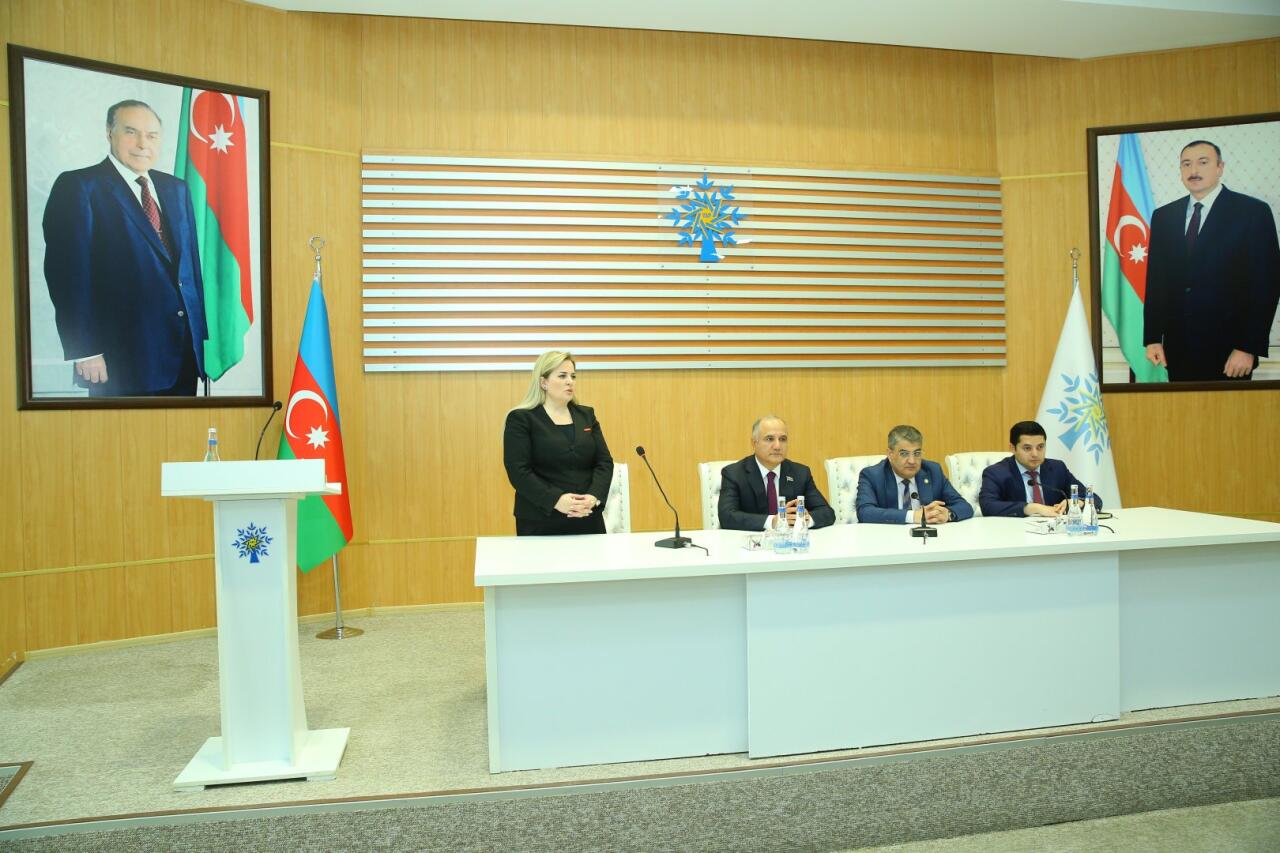 Azərbaycan  Respublikası Milli Məclisinin və Azərbaycan Respublikası Vəkillər Kollegiyasının təşəbbüsü ilə Binəqədi rayonunda aztəminatlı ailələrə hüquqi yardım aksiyası keçirilib
