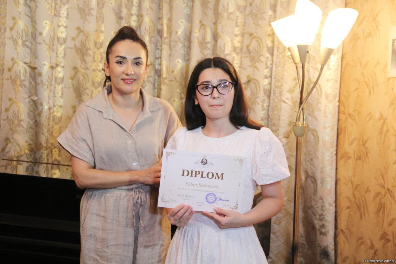 Первый выпуск Вокальной школы Бюльбюля под руководством Рамиля Гасымова