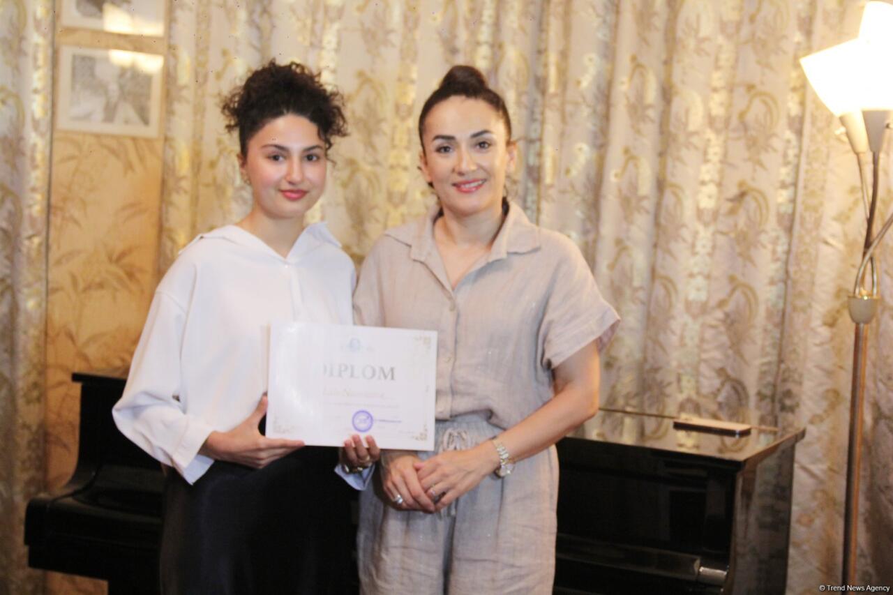 Первый выпуск Вокальной школы Бюльбюля под руководством Рамиля Гасымова