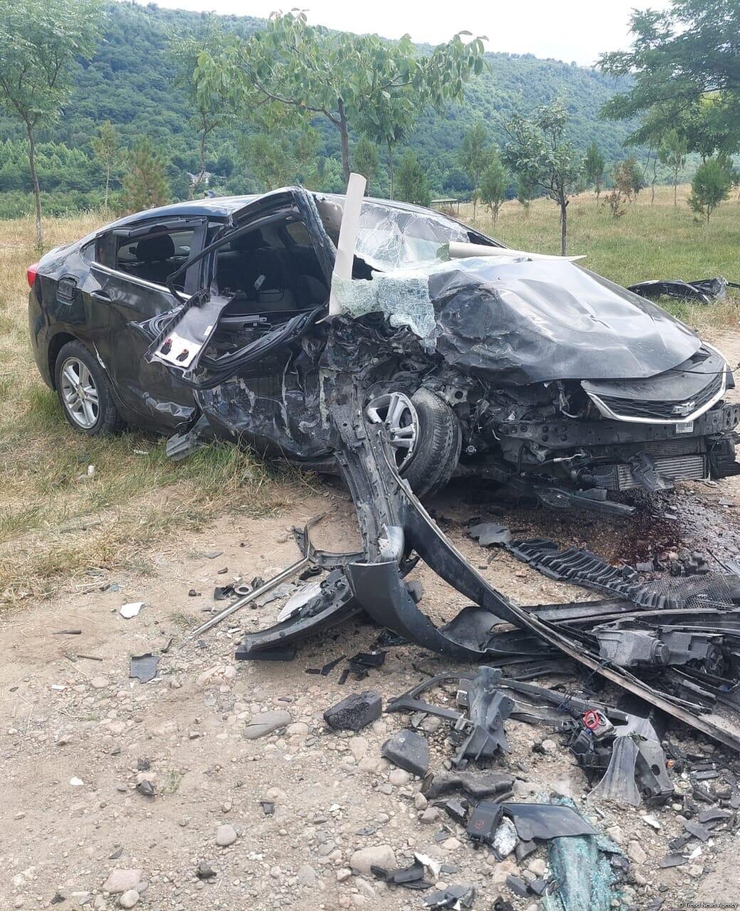 Qusar-Şahdağ yolunda iki avtomobil toqquşdu