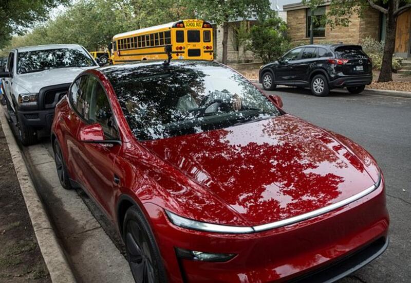 Маск сообщил о первой автономной доставке беспилотного такси Tesla
