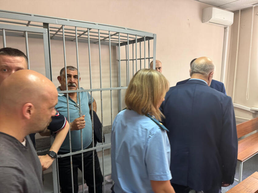Закрытый судебный процесс по делу азербайджанцев, задержанных в Екатеринбурге