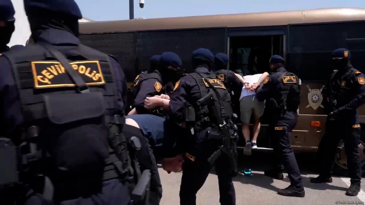 В Баку задержаны две преступные группировки, состоящие из граждан России