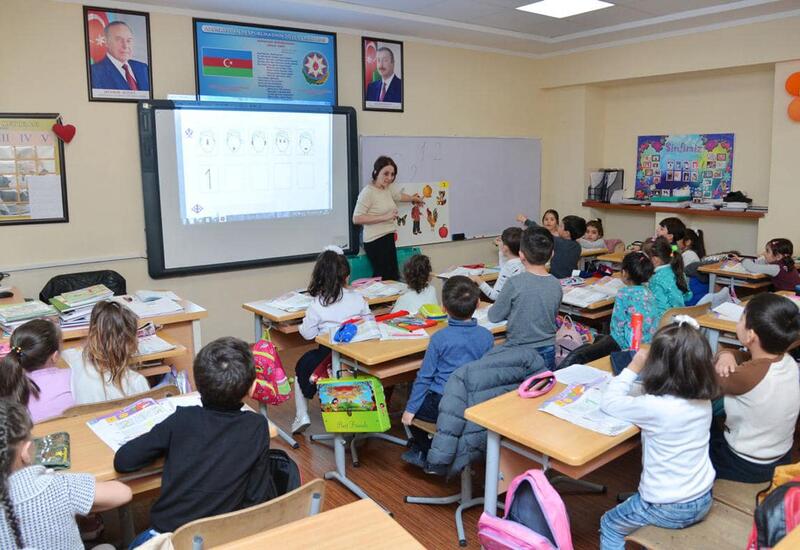 Минобразования Азербайджана прокомментировало распространяемую информацию об обучении на русском языке