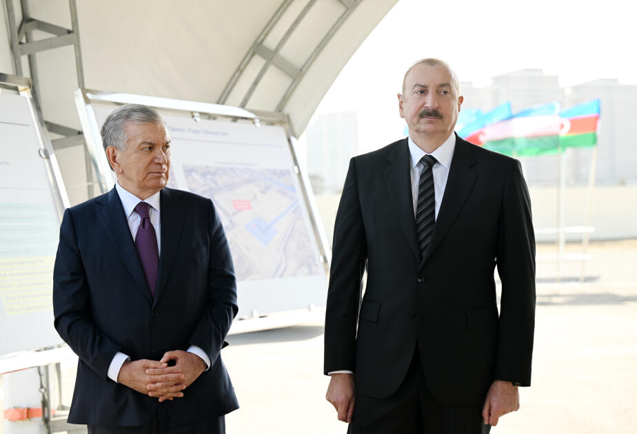 Президент Ильхам Алиев и Президент Шавкат Мирзиёев заложили фундамент парка "Узбекистан" в Баку