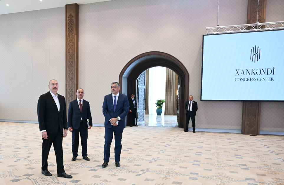 Президент Ильхам Алиев принял участие в открытии Ханкендинского Конгресс-центра