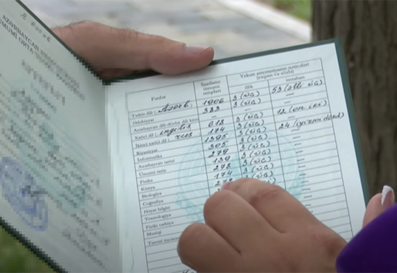 Attestata səhv qiymət yazan direktor cəzalandırıldı