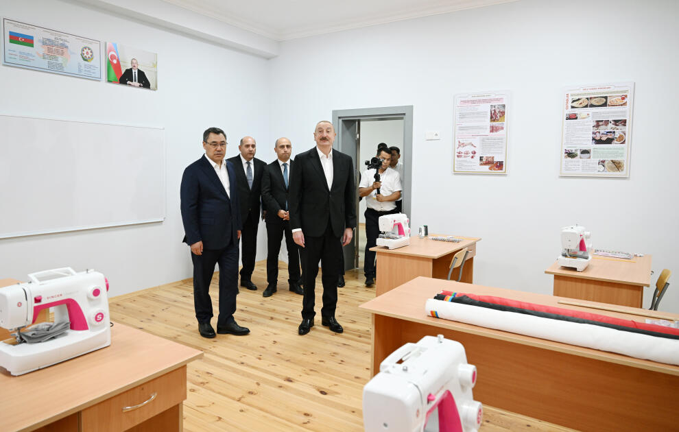 Prezident İlham Əliyev və Prezident Sadır Japarov Ağdam rayonunun Xıdırlı kəndinin 1-ci mərhələsinin açılışında iştirak ediblər