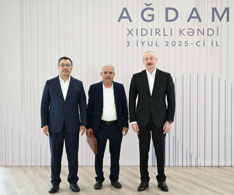 Prezident İlham Əliyev və Prezident Sadır Japarov Ağdam rayonunun Xıdırlı kəndinin 1-ci mərhələsinin açılışında iştirak ediblər