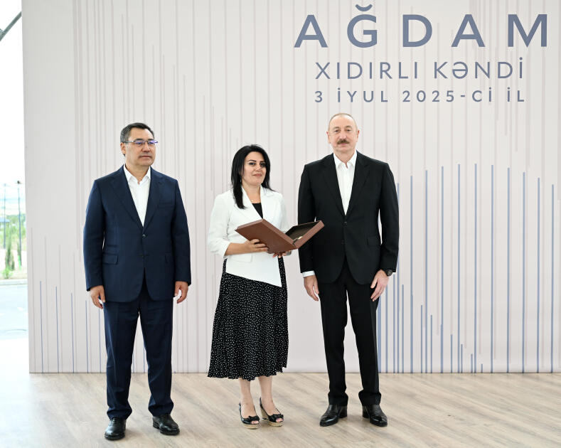 Prezident İlham Əliyev və Prezident Sadır Japarov Ağdam rayonunun Xıdırlı kəndinin 1-ci mərhələsinin açılışında iştirak ediblər