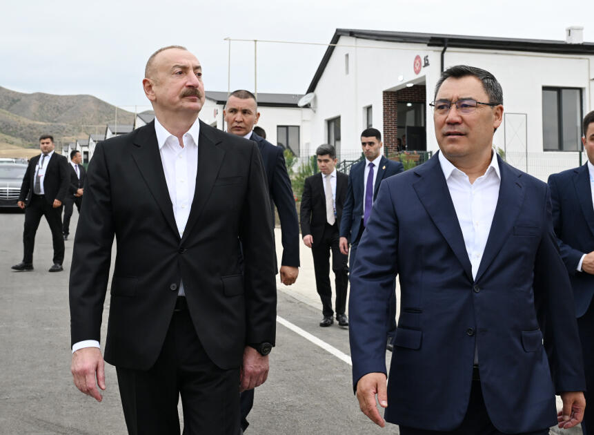 Prezident İlham Əliyev və Prezident Sadır Japarov Ağdam rayonunun Xıdırlı kəndinin 1-ci mərhələsinin açılışında iştirak ediblər