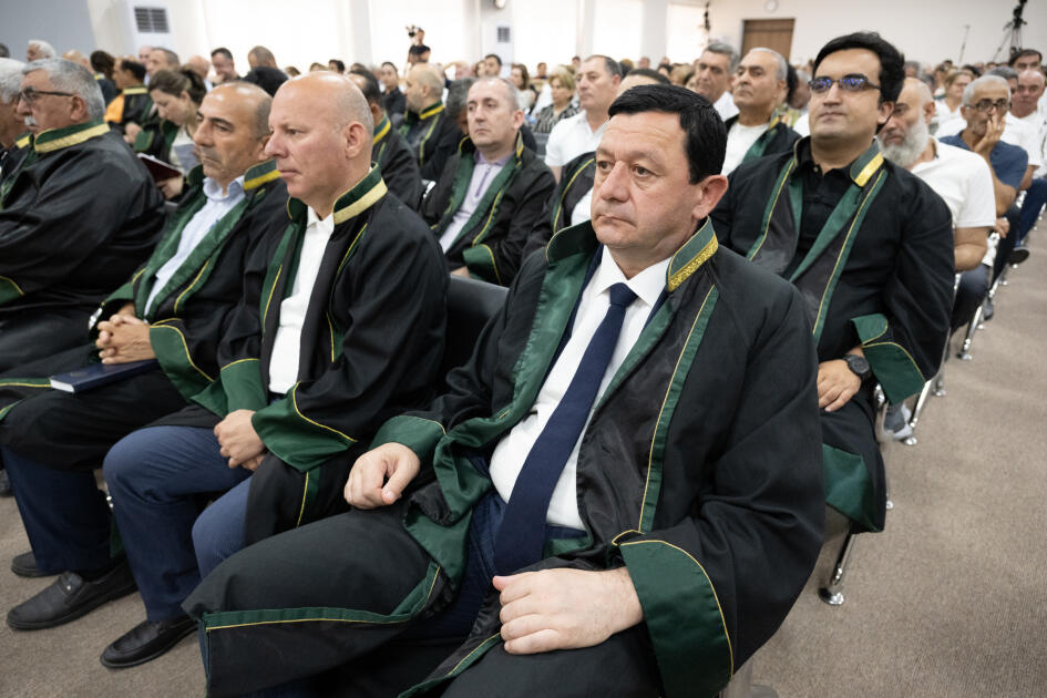 Ermənistan silahlı qüvvələrinin əsir və girov götürdükləri azərbaycanlılara verdiyi işgəncələrlə bağlı məhkəmədə ifadələr dinlənilib