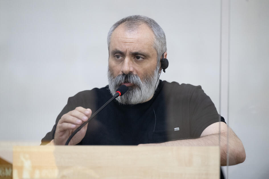 Ermənistan silahlı qüvvələrinin əsir və girov götürdükləri azərbaycanlılara verdiyi işgəncələrlə bağlı məhkəmədə ifadələr dinlənilib
