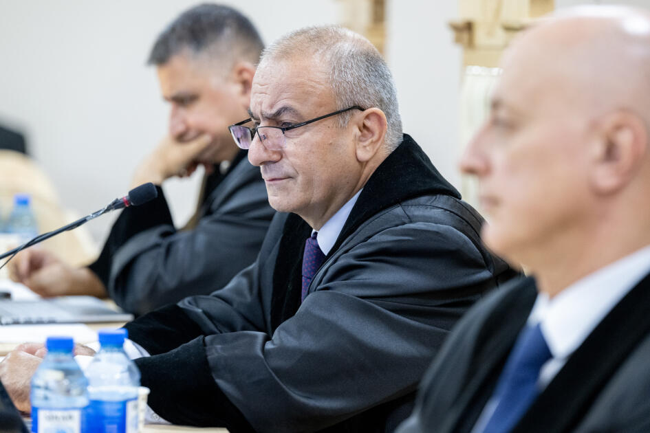 Ermənistan silahlı qüvvələrinin əsir və girov götürdükləri azərbaycanlılara verdiyi işgəncələrlə bağlı məhkəmədə ifadələr dinlənilib