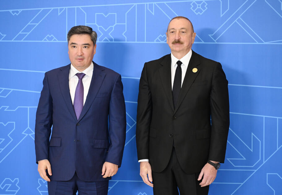 Prezident İlham Əliyev Xankəndi şəhərində İqtisadi Əməkdaşlıq Təşkilatının 17-ci Zirvə görüşündə çıxış edib