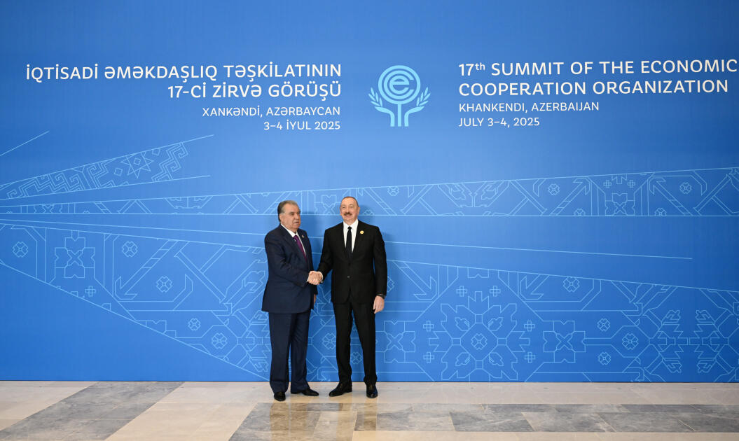 Prezident İlham Əliyev Xankəndi şəhərində İqtisadi Əməkdaşlıq Təşkilatının 17-ci Zirvə görüşündə çıxış edib