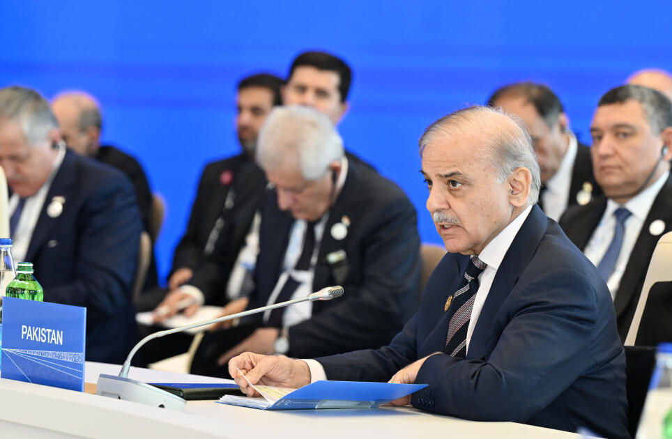 Prezident İlham Əliyev Xankəndi şəhərində İqtisadi Əməkdaşlıq Təşkilatının 17-ci Zirvə görüşündə çıxış edib