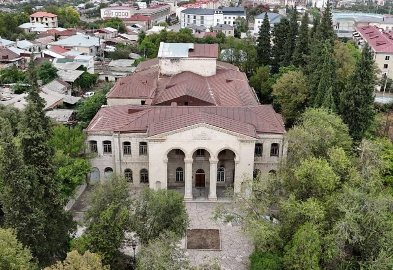 В Ханкенди отреставрируют госдрамтеатр