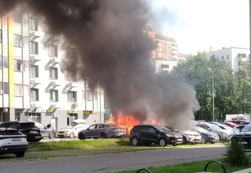 В Москве вспыхнул большой пожар