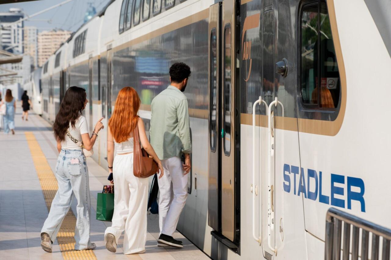 ADY qatarları ilə bağlı