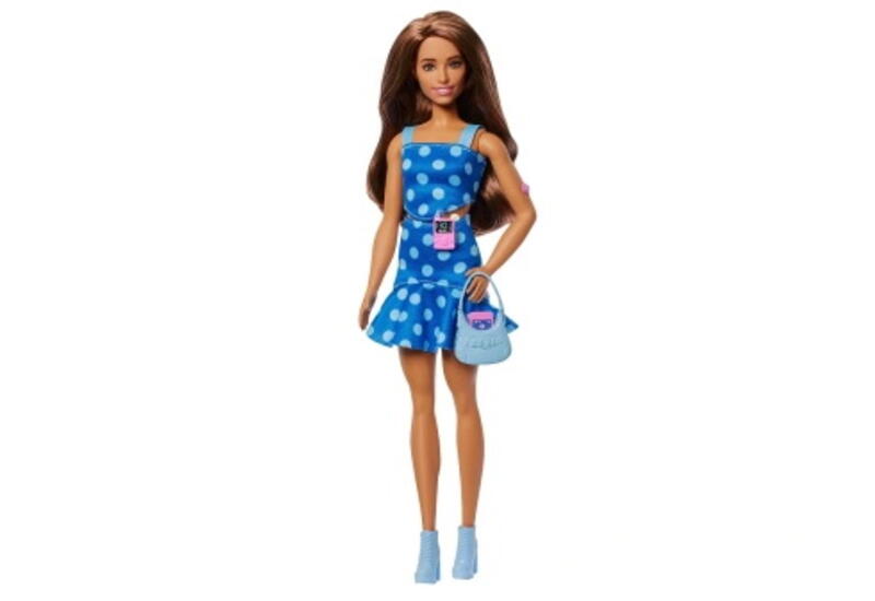 Создана первая в мире Barbie с диабетом