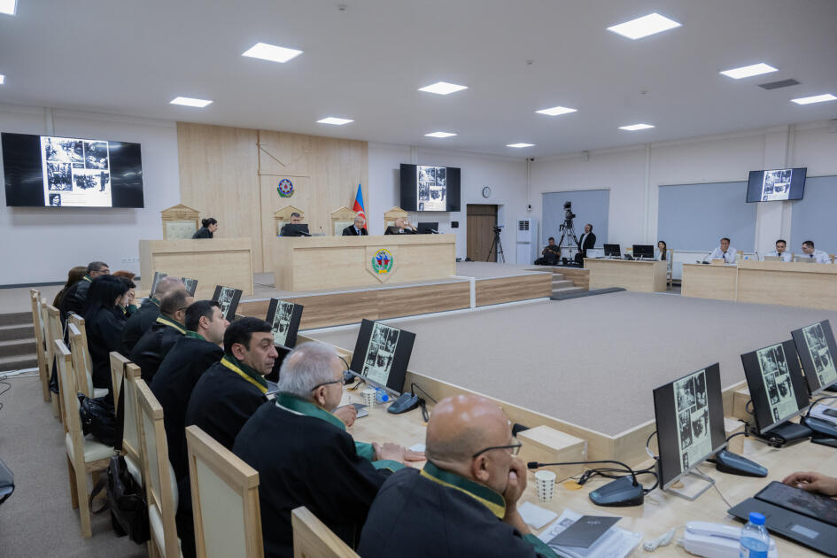 В Баку продолжился суд над лицами, обвиняемыми в совершении многочисленных преступлений против азербайджанского народа