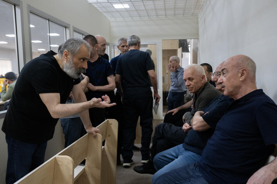 В Баку продолжился суд над лицами, обвиняемыми в совершении многочисленных преступлений против азербайджанского народа