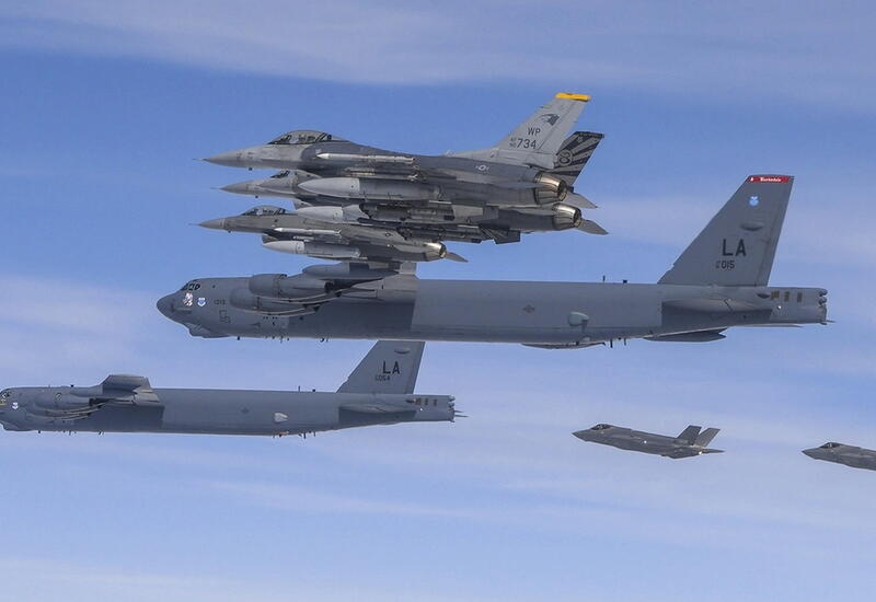 США, Южная Корея и Япония провели авиаучения с B-52H
