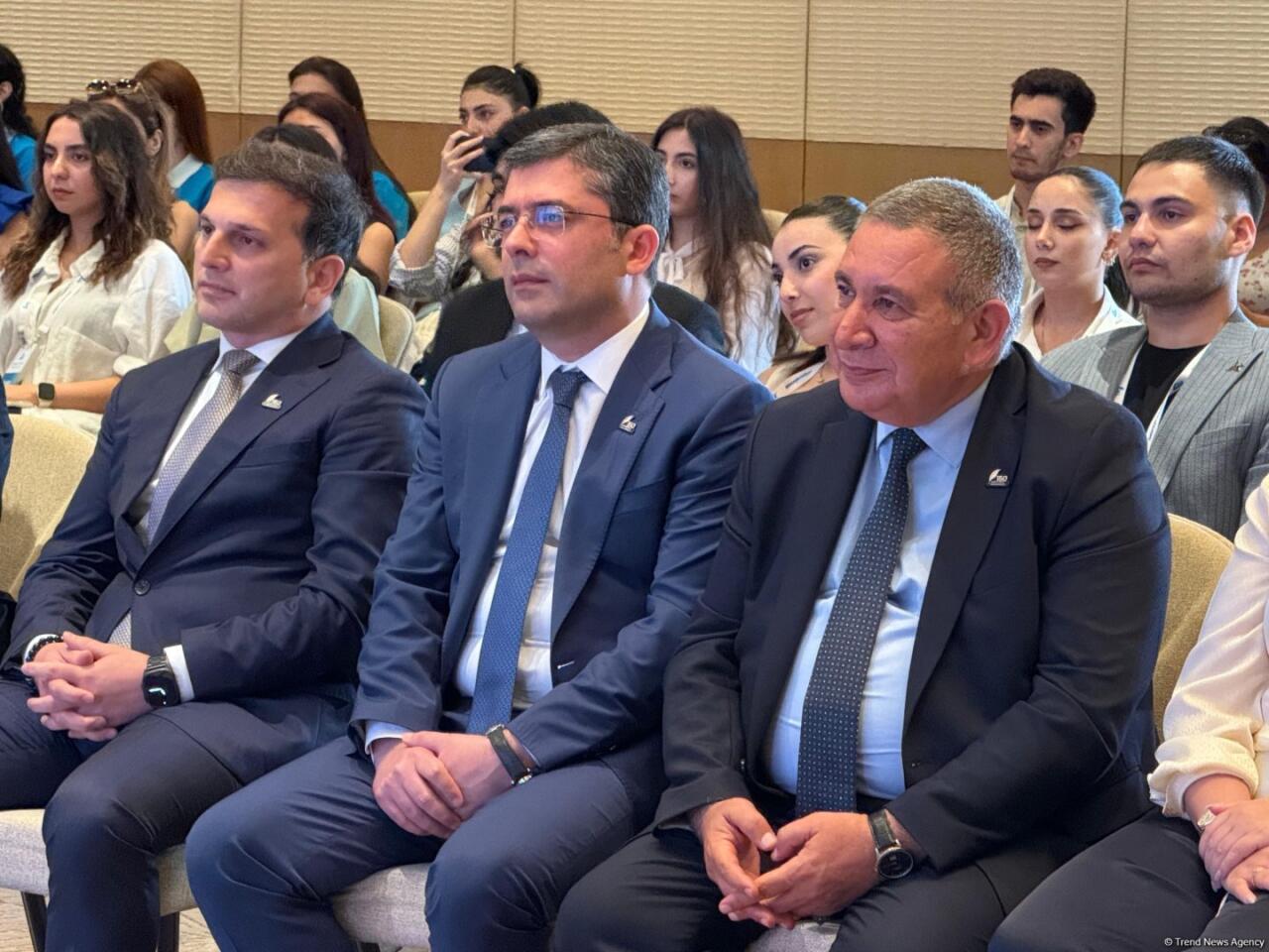 В Баку проходит форум на тему «Медиа будущего: