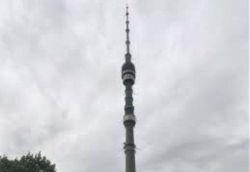 Останкинскую башню поразила серия молний