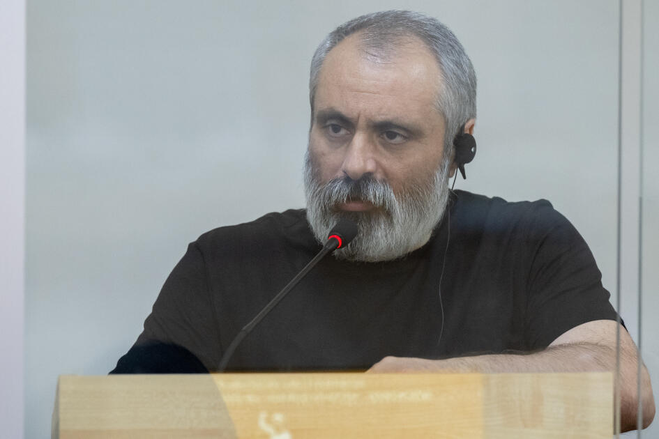 На судебном заседании были продемонстрированы видеокадры пыток, учиненных вооруженными силами Армении при захвате азербайджанцев в плен