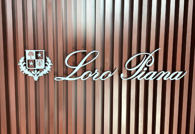Бренд Loro Piana попал под суд