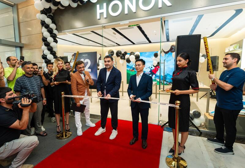 HONOR открывает первый фирменный магазин в Азербайджане