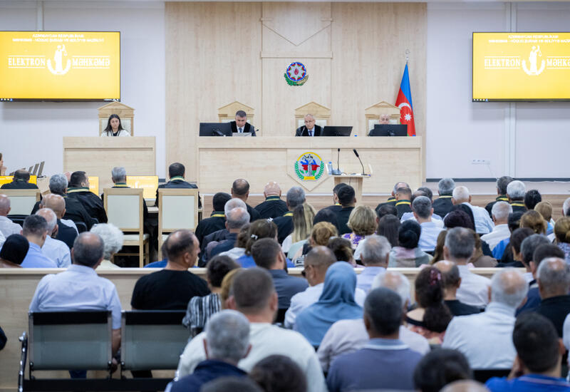 На судебном заседании были продемонстрированы видеокадры пыток, учиненных вооруженными силами Армении при захвате азербайджанцев в плен